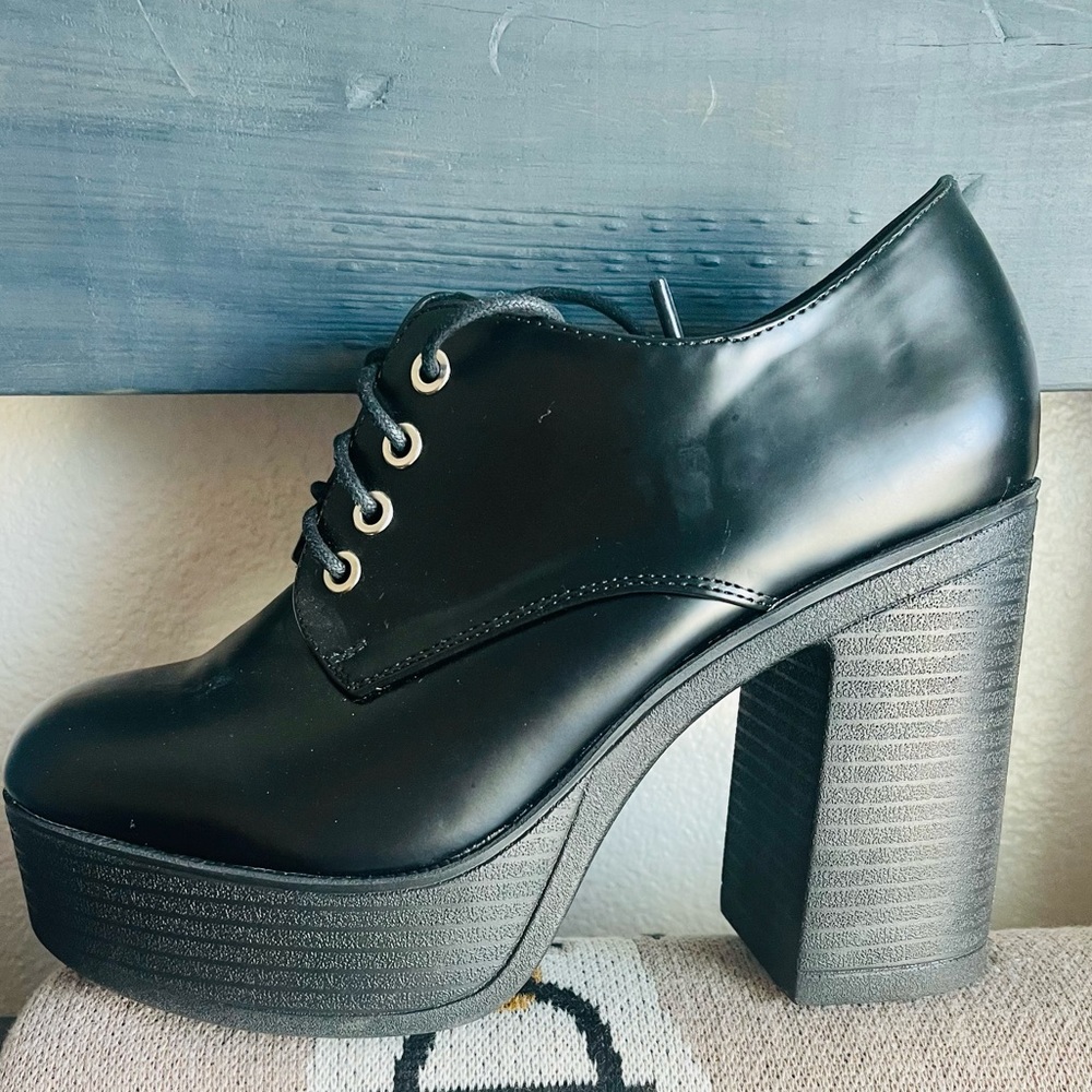 Allegra K black platform lace-up shoes